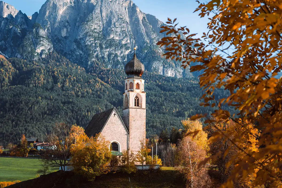 Lago di Braies in autunno